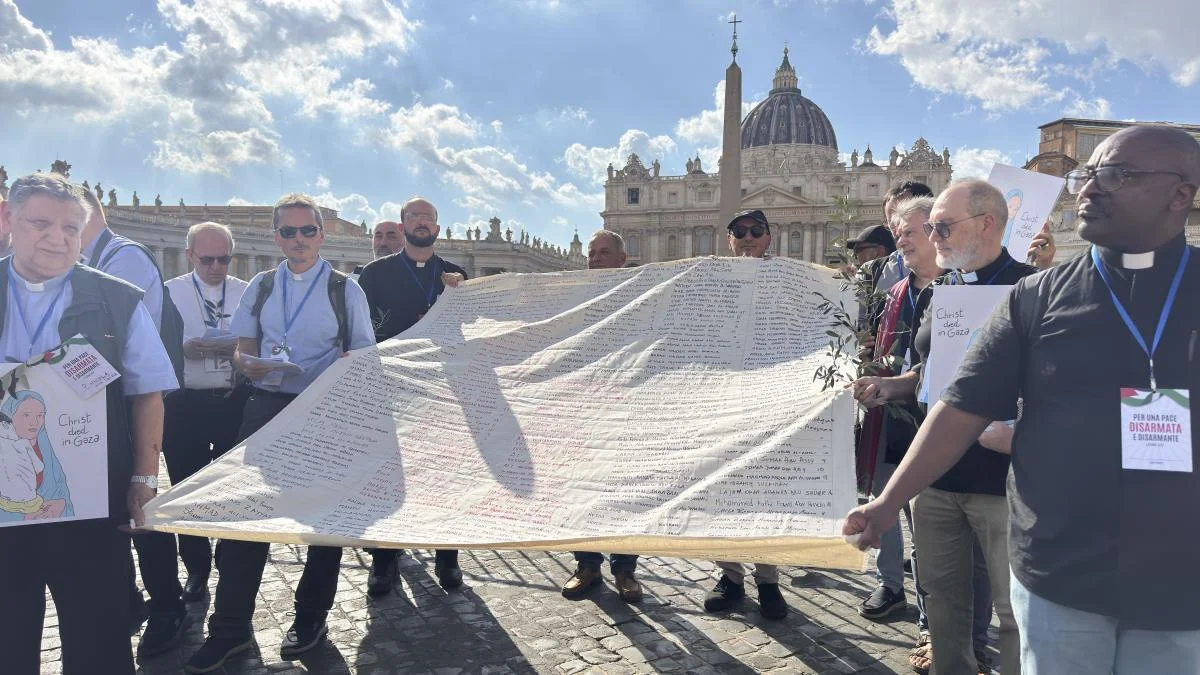 Clerical Protest Against Gaza Violence Draws Attention at Vatican