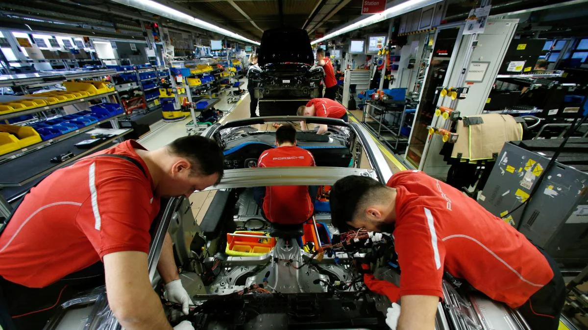 Germany Faces Intensifying Competition from China's Industrial Growth