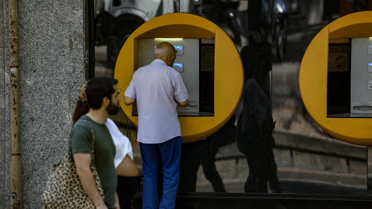 Digital Banks Rise as Interest Rates Create Opportunities for Higher Returns