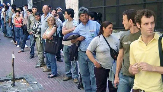 Argentina's Unemployment Rate Reaches 7.9%: A Closer Look at the Economic Impact