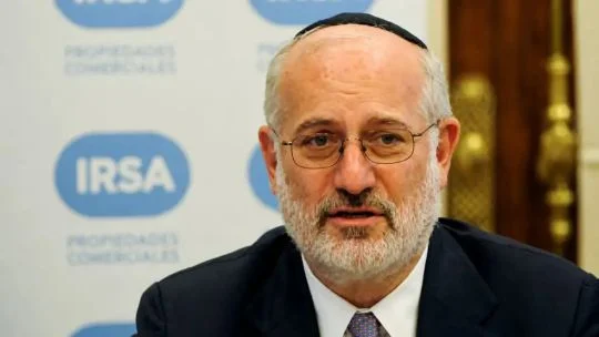 Elsztain Stands Firm on Malvinas Investment Amid Rising Tensions